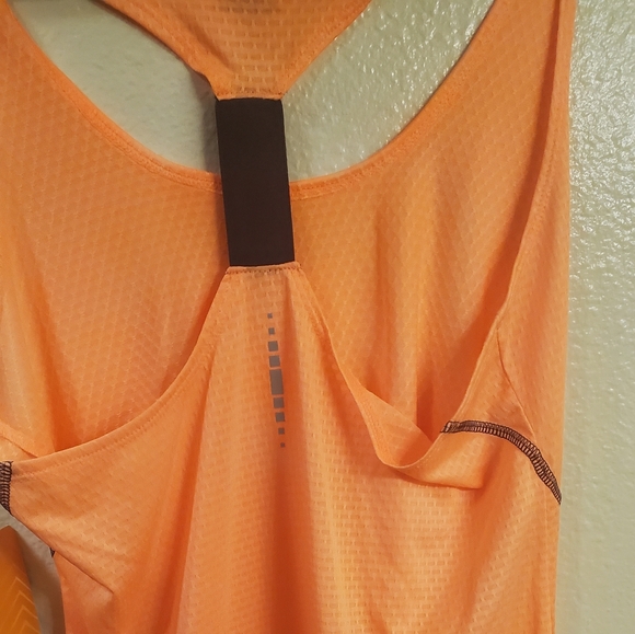 Avia shirt - Picture 3 of 3